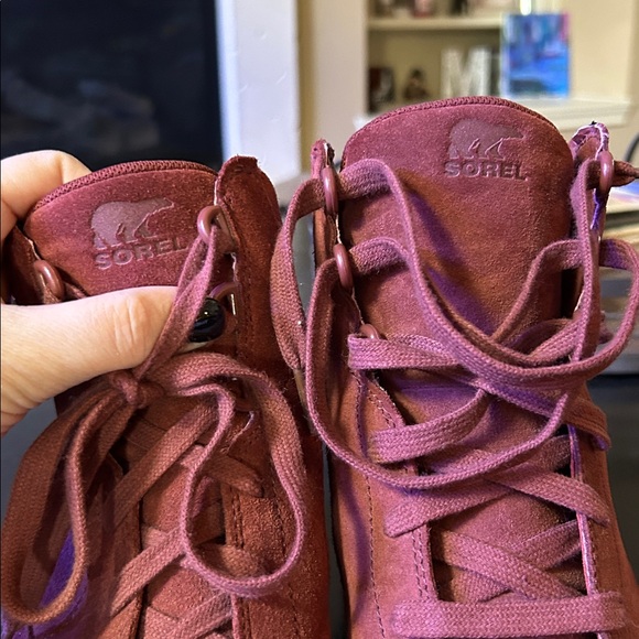 Sorel Wedge Out N About boots Red/ Burgandy Women’s 9.5 - Picture 5 of 8